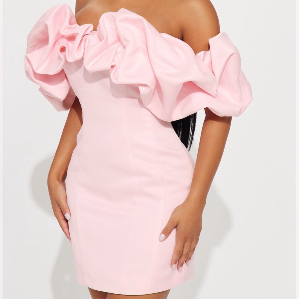 Ruffle fitted dress